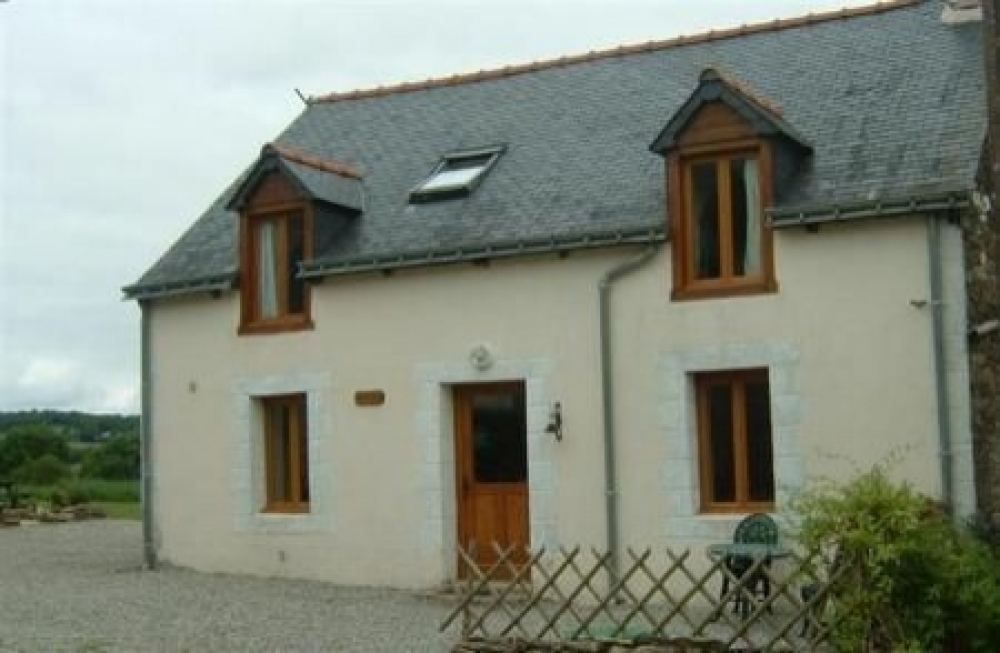 Cottage in Uzel, Cotes-d`Armor, France