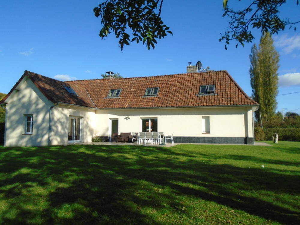 4 Bedroom Beautifully Restored Farmhouse Near the town of Hesdin, Pas-de-Calais