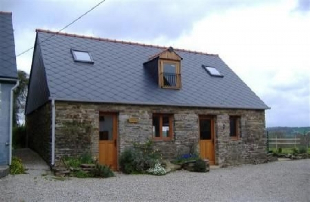 Uzel pres l`Oust Holiday Cottage rental in Brittany, France / Cashel Cottage